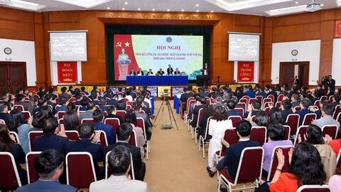 Thu ngân sách năm 2024 ước đạt hơn 2 triệu tỷ đồng, bội chi khoảng 3,4% GDP