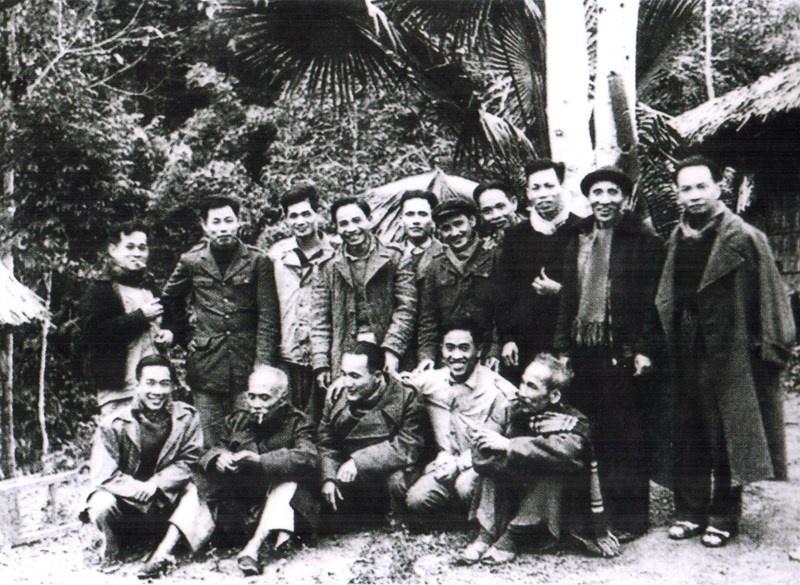 Dong chi ho tung mau nguoi cong san kien trung, nha lanh dao tai nang cua Dang hinh anh 2