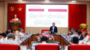 Phó Trưởng Ban Chính sách, chiến lược Trung ương Nguyễn Đức Hiển trình bày tại Chương trình nghiên cứu, trao đổi chuyên đề đối với cán bộ cấp thứ trưởng và tương đương của Đảng Nhân dân Cách mạng Lào