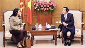 Phó Trưởng Ban Chính sách, chiến lược Trung ương  Nguyễn Văn Phương tiếp Phó Trợ lý Bộ trưởng Thương mại Hoa Kỳ