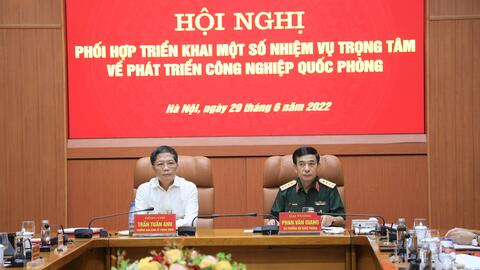 Bộ Quốc phòng và Ban Kinh tế Trung ương phối hợp triển khai một số nhiệm vụ trọng tâm về phát triển công nghiệp quốc phòng