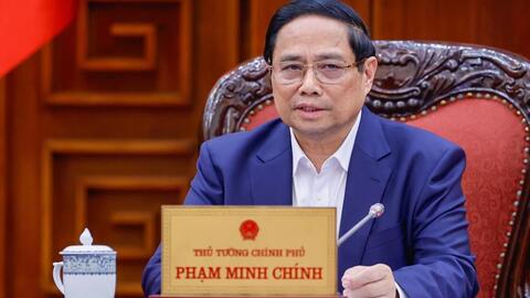 Thủ tướng: Cần "hết sức bình tĩnh, chắc chắn, giữ vững bản lĩnh" trong điều hành chính sách tiền tệ