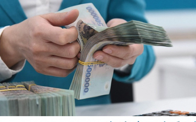 Tăng lương cho công chức, viên chức từ 1/1/2023 sẽ khó kiềm chế lạm phát
