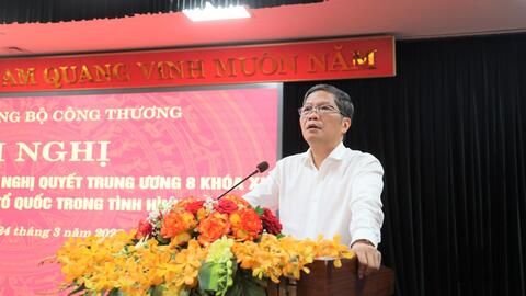 Trưởng Ban Kinh tế Trung ương dự và chỉ đạo tại Hội nghị tổng kết 10 năm thực hiện Nghị quyết Trung ưong 8 khóa XI của Bộ Công Thương