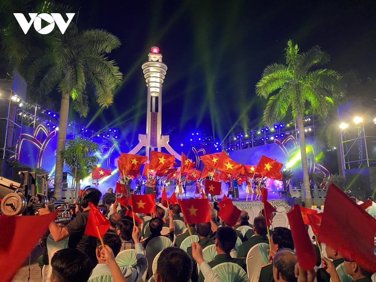 khuc trang ca hoa binh - tri an nhung nguoi nga xuong vi hoa binh cua dan toc hinh anh 9
