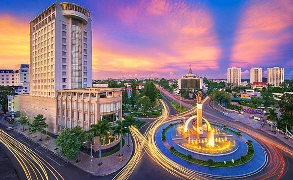 Các chính sách mà Chính phủ đề xuất trong dự thảo nghị quyết còn đơn giản và thiếu tính đặc thù.