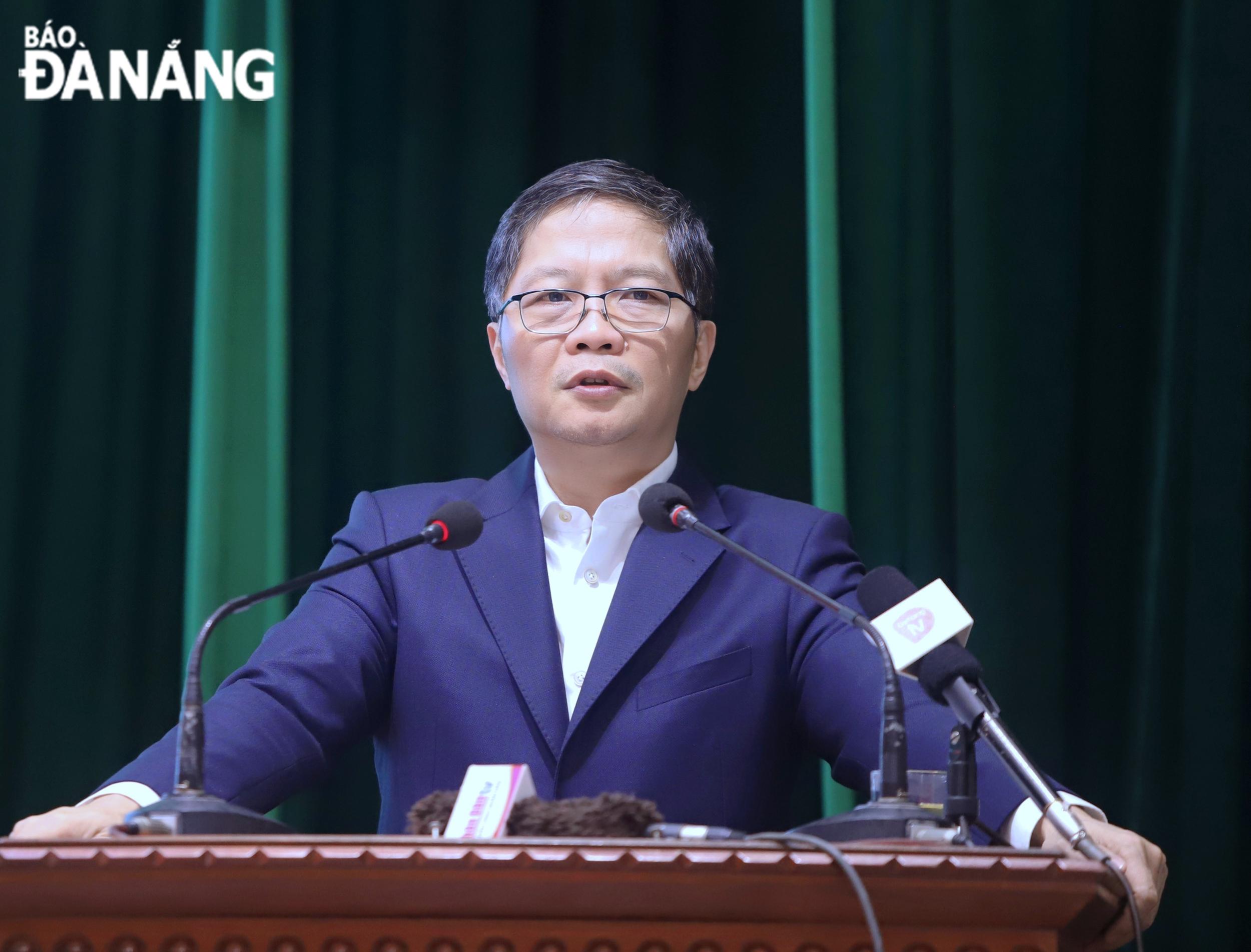Trưởng ban Kinh tế Trung ương phát biểu chỉ đạo hội nghị. Ảnh: NGỌC PHÚ