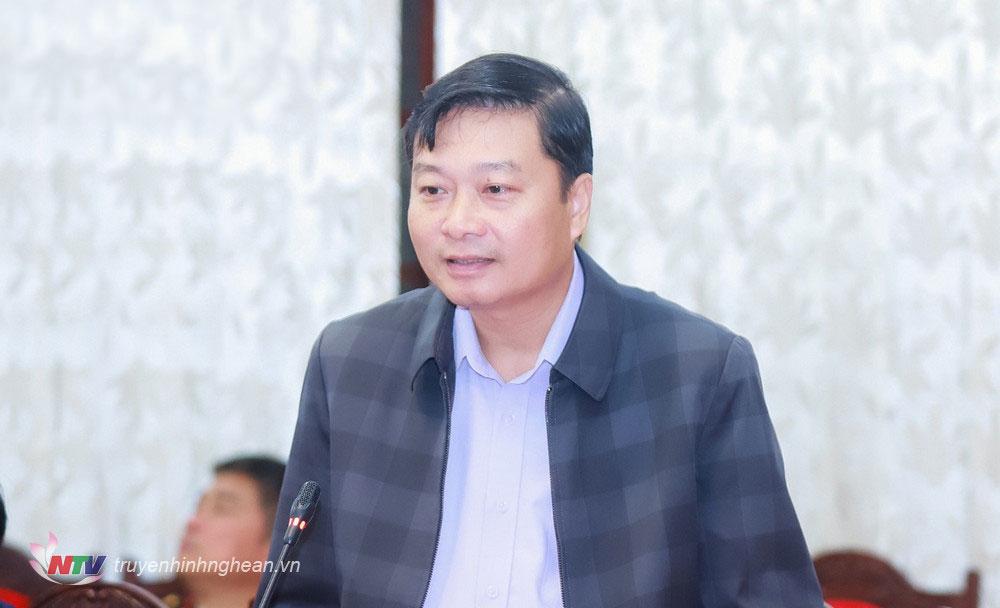 Đồng chí Lê Hồng Vinh - Uỷ viên BTV Tỉnh uỷ, Phó Chủ tịch Thường trực UBND tỉnh phát biểu tại cuộc làm việc.