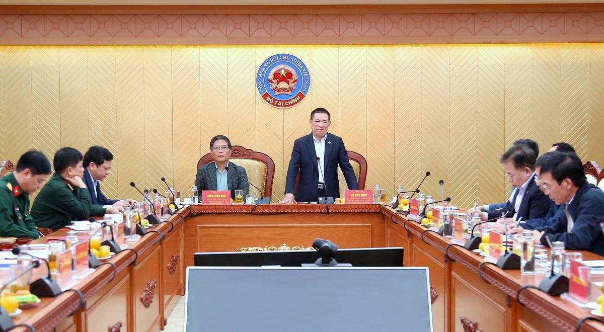 &nbsp;Bộ trưởng Bộ T&agrave;i ch&iacute;nh Hồ Đức Phớc ph&aacute;t biểu tại Hội nghị.
