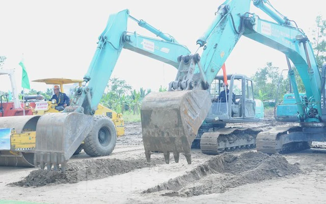 Kế hoạch vốn năm 2023 được giao cho dự án Đường vành đai phía Tây là hơn 475 tỷ đồng. Ảnh: Cảnh Kỳ