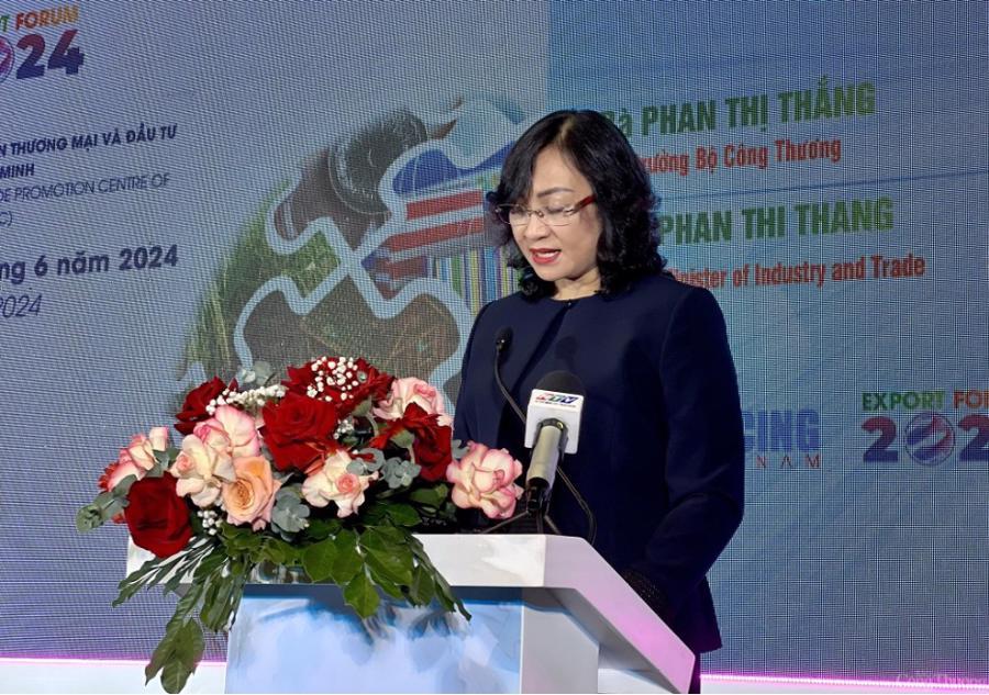 B&agrave; Phan Thị Thắng, Thứ trưởng Bộ C&ocirc;ng Thương: "Xuất khẩu sang thị trường c&oacute; hiệp định thương mại tự do (FTA) đều c&oacute; sự phục hồi t&iacute;ch cực". Ảnh: PC.